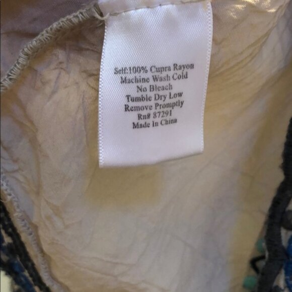 Beige rayon embroidered Johnny was button down - Picture 6 of 7